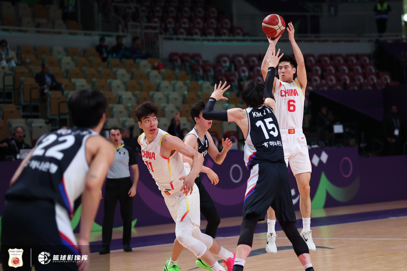 开云官网-中国男篮强硬对抗压制韩国 内线统治力凸显 对手三分失准仅24中3