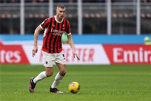 开云官网-帕夫洛维奇:来到新加坡很美妙 阿莱格里:新加坡有很多米兰球迷