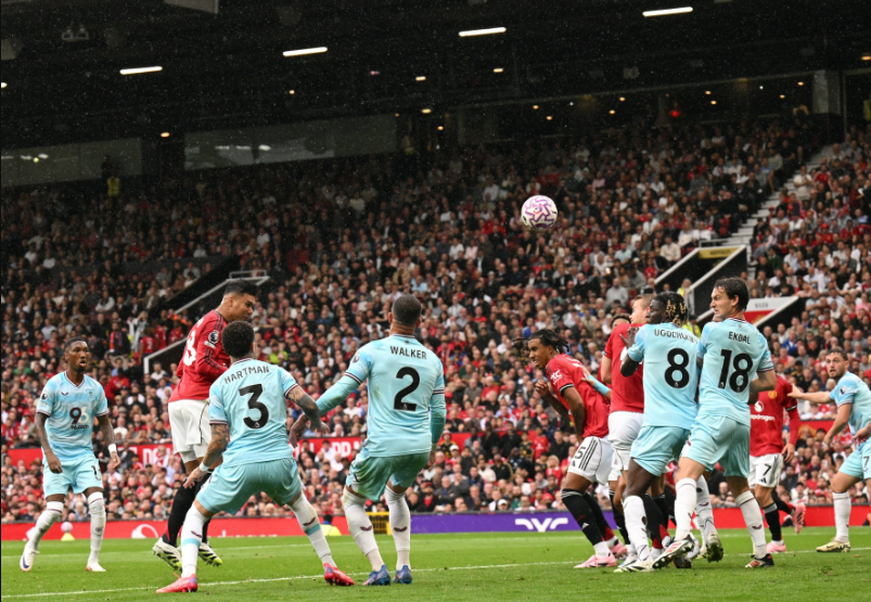 kaiyun-阿莫林兑现豪言!B费读秒点球绝杀,曼联3-2险胜升班马造英超神迹