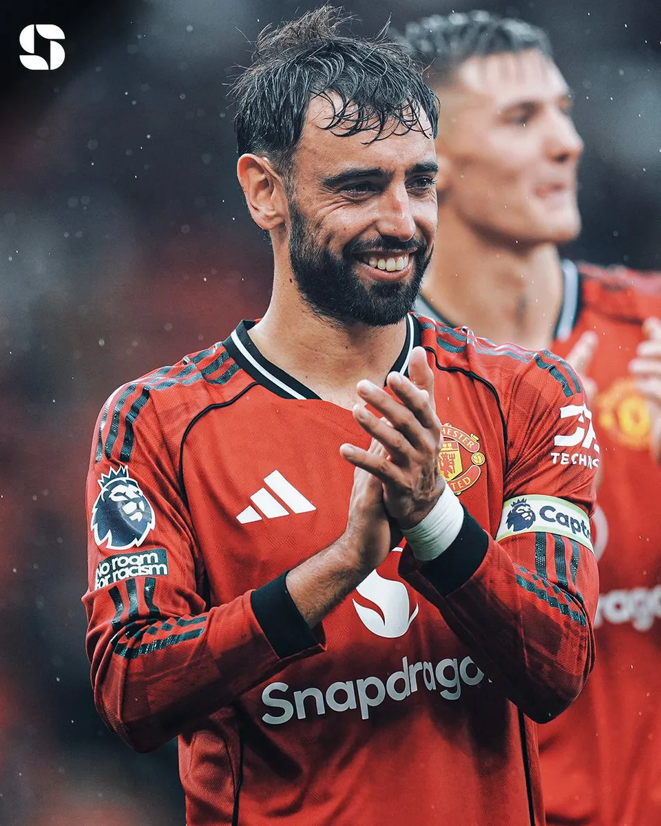 B费是本赛季英超目前创造机会、夺回球权次数最多的球员