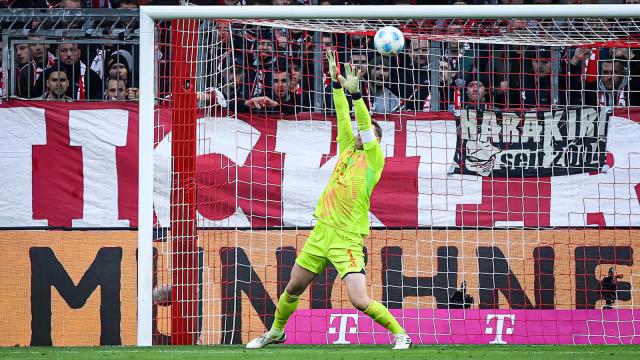 1730626034174028461.png 开云体育-一周内3连零封大胜,拜仁为迎战本菲卡做好了准备