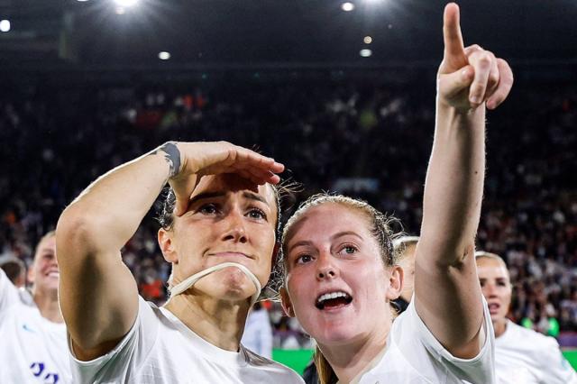 开云体育-巴萨女足英国双星：享受西班牙的足球 女足在变好