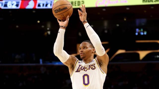 1666616736856077498.jpeg 开云下载网址-韦少最后投篮选择激怒教练,哈姆:不会再顾及情绪