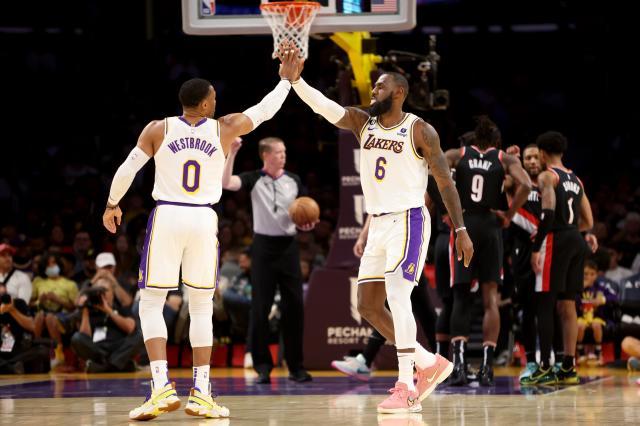 1666616850266029539.jpeg 开云下载网址-韦少最后投篮选择激怒教练,哈姆:不会再顾及情绪