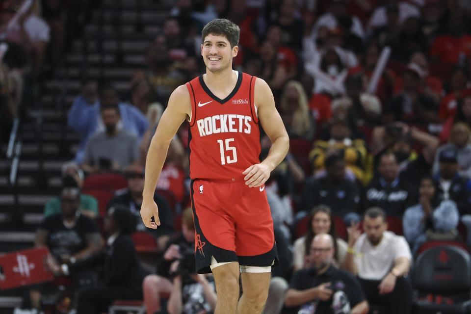 开云在线直播-三场狂轰102分，37岁杜兰特创火箭最老！终于熬到乌度卡被迫开窍